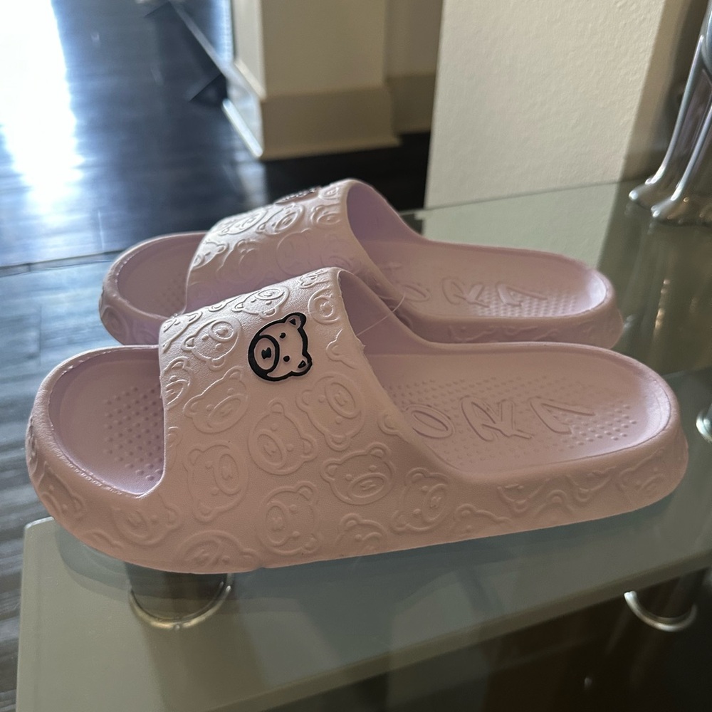 Cute Lavender Slide Sandals with Bear Design